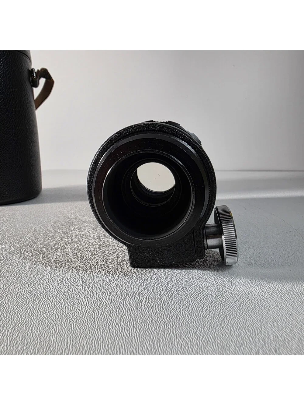 Pentax Takumar 200mm f/3.5 Lens M42 Mount W/Case